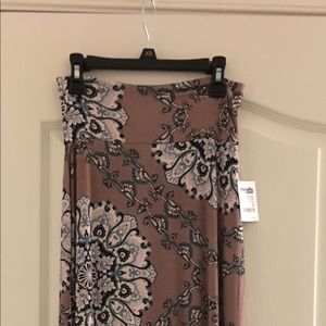 Maxi skirt from Charlotte Russe.